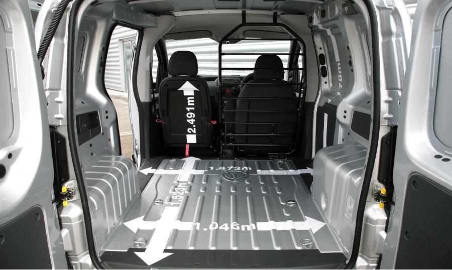  Peugeot Bipper 2008 года  (фото 3 из 93)